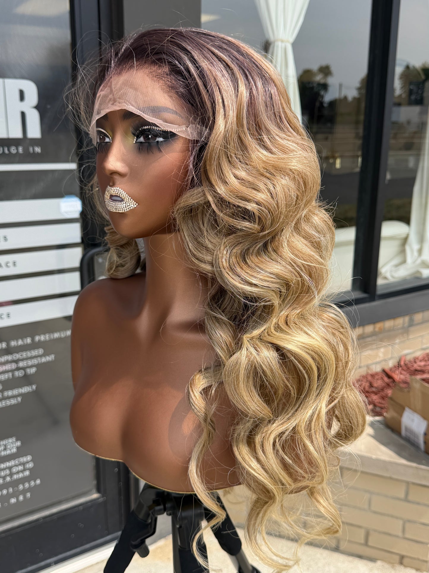 24” Blonde Ombre Curly Human Blend Synthetic Hair 13*6 Transparent Lace Front Wig