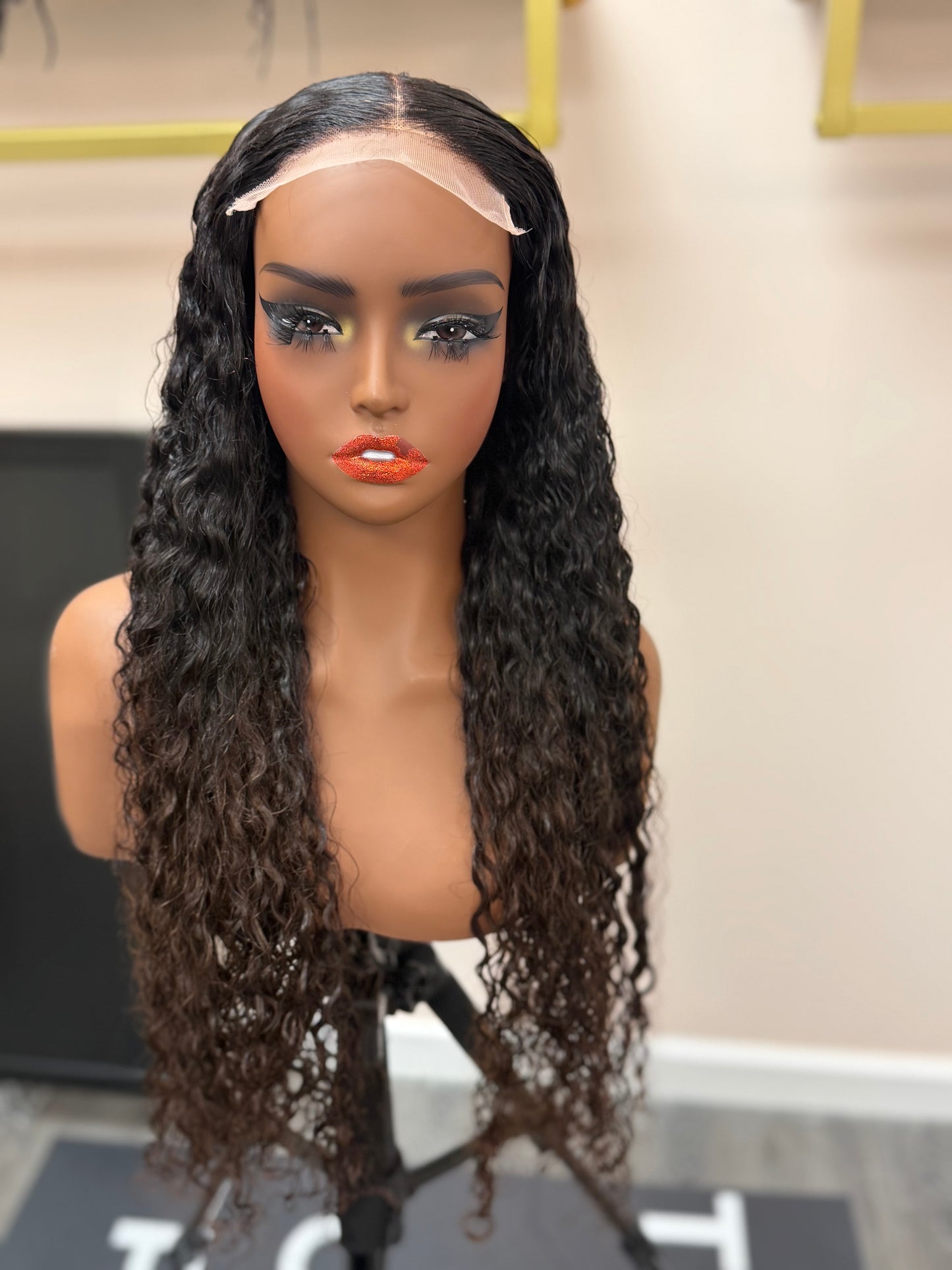 26” Virgin Burmese Curly Ombre HD 5*5 Lace Closure Wig