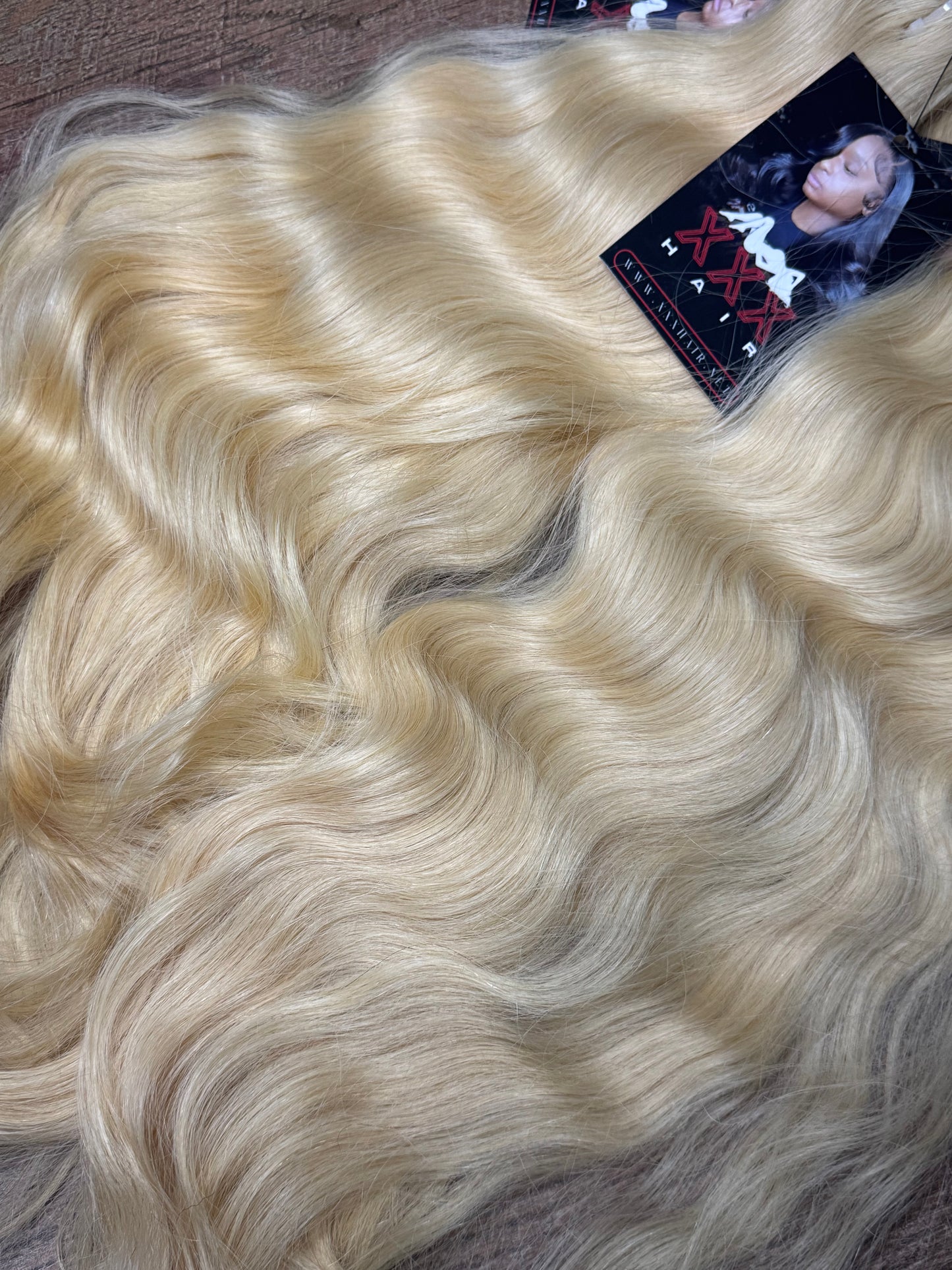 Cambodian Blonde #613 Natural Wavy Hair Bundle