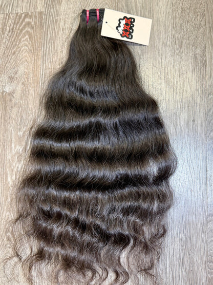 22” Raw Indian Wavy Hair Bundle