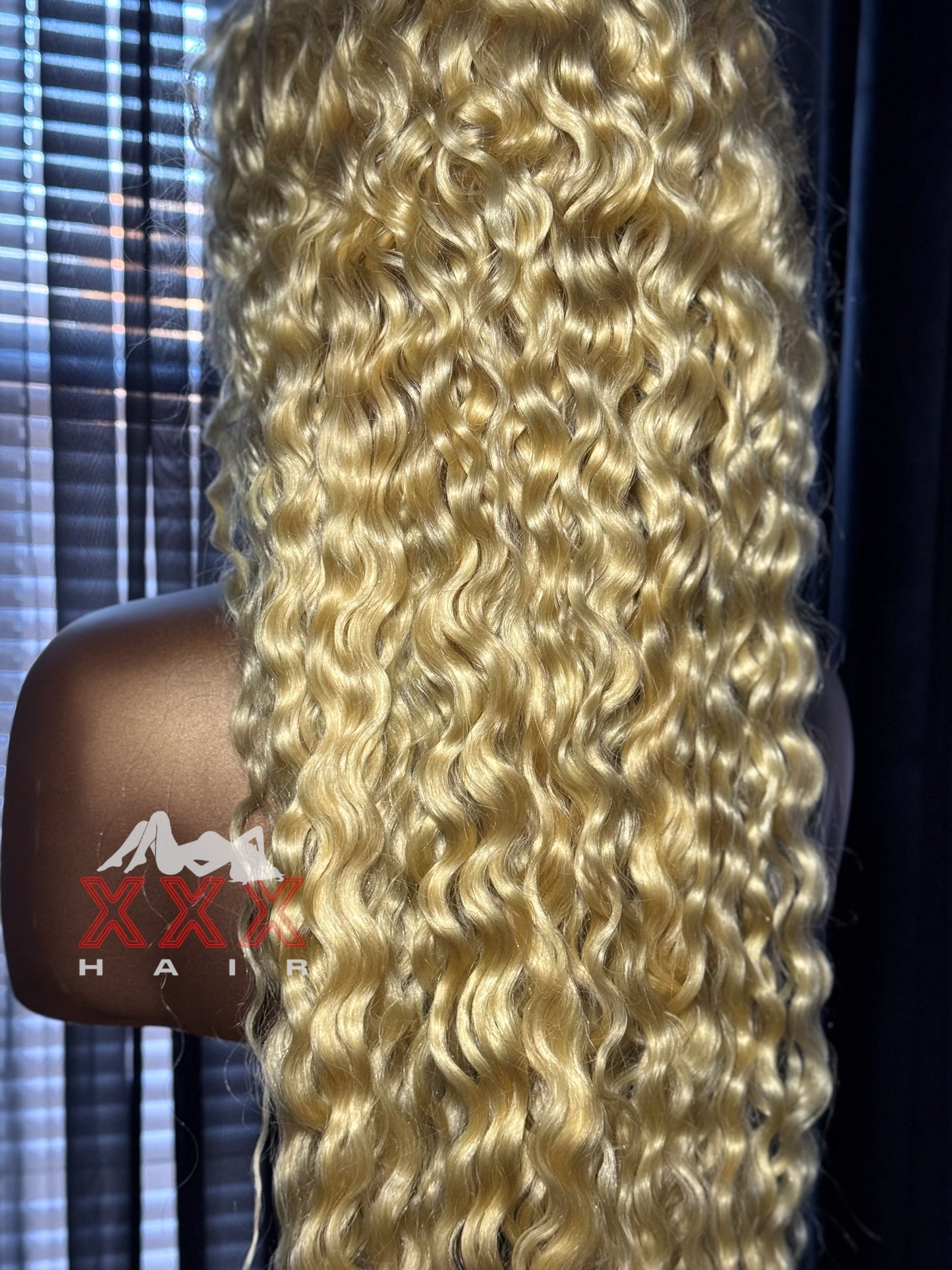 28” Blonde #613 Wavy Virgin Human Hair HD 13*6 Lace Front Wig