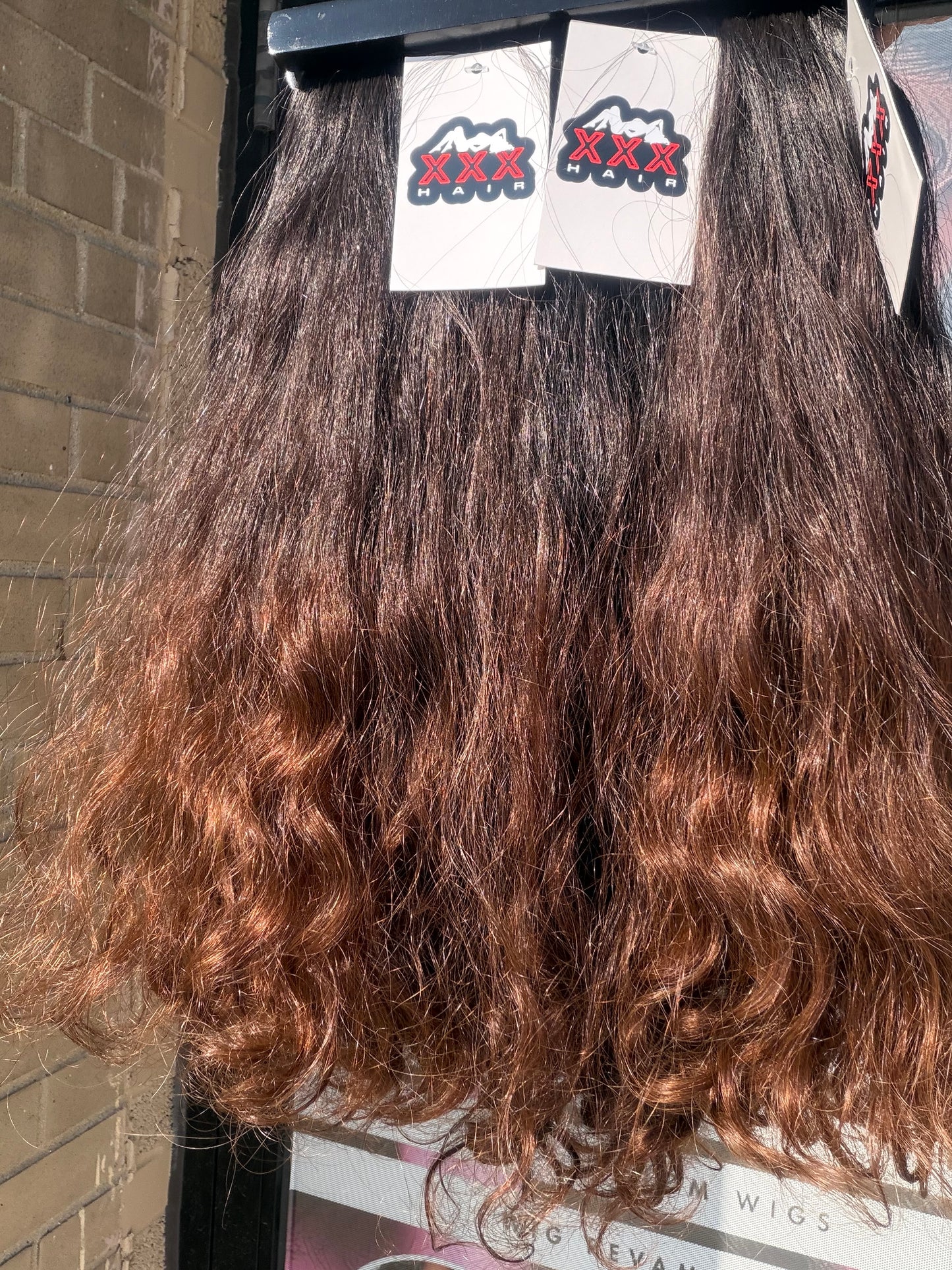 20” Raw Indonesian Natural Curly Ombre Brown Hair Bundle