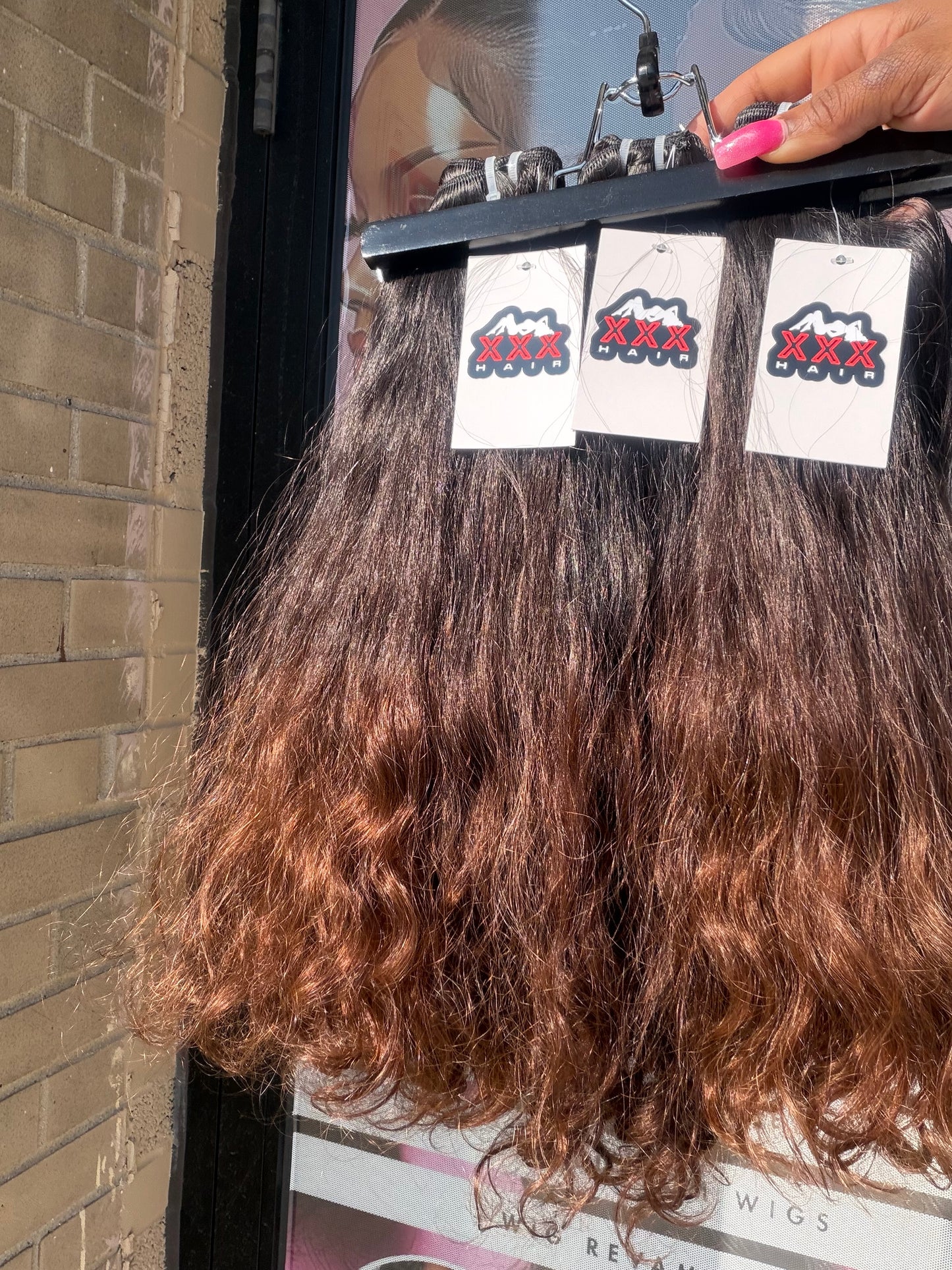 20” Raw Indonesian Natural Curly Ombre Brown Hair Bundle