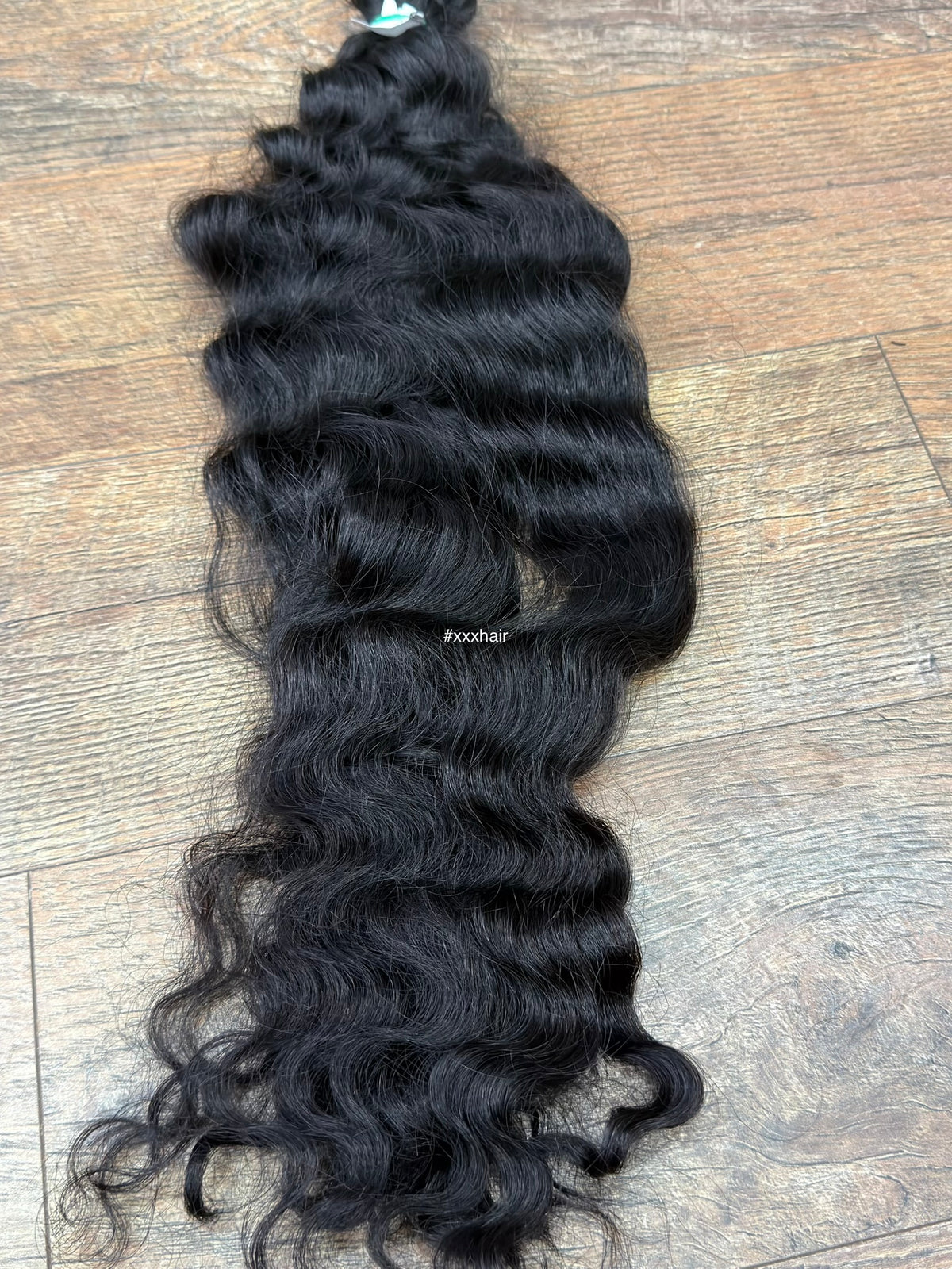 30” Raw Cambodian Loose Wavy Hair Bundle (one bundle)